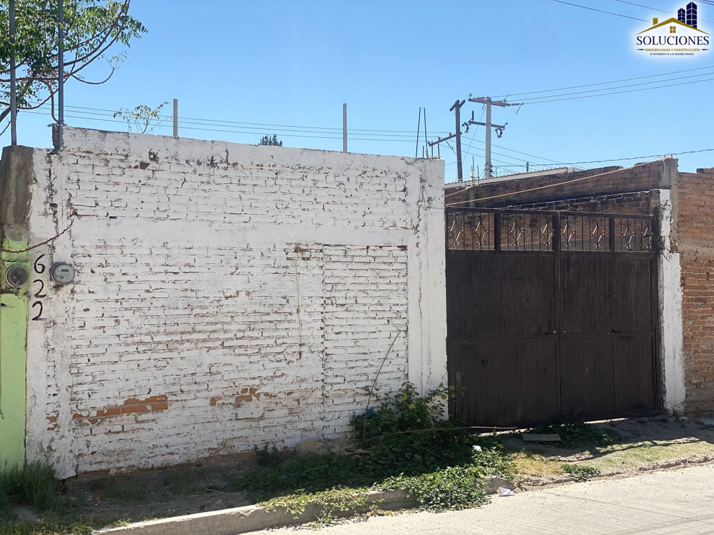 Local comercial con terreno excedente: Bldv Domingo Arrieta