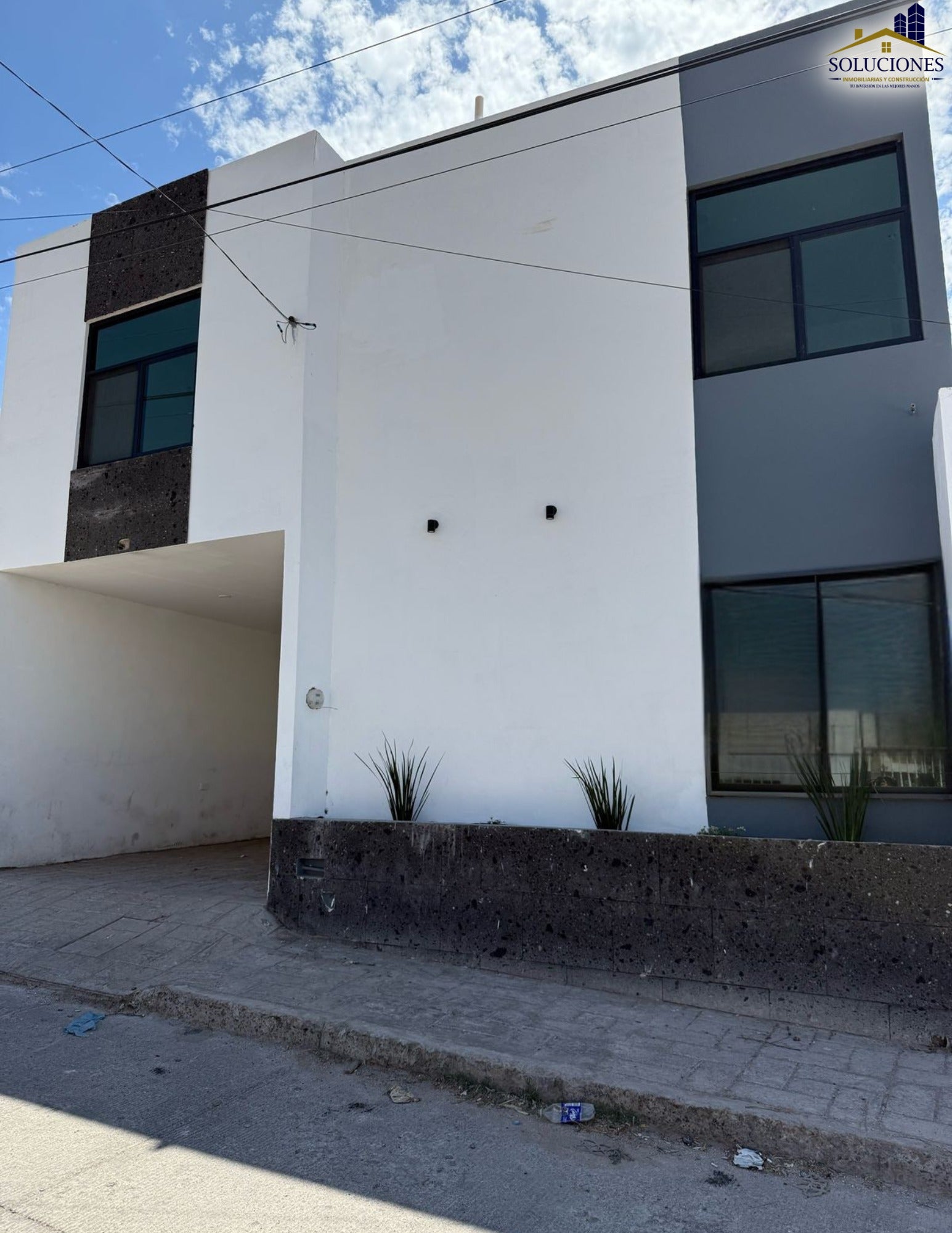 Col. Héctor Mayagoitia Domínguez