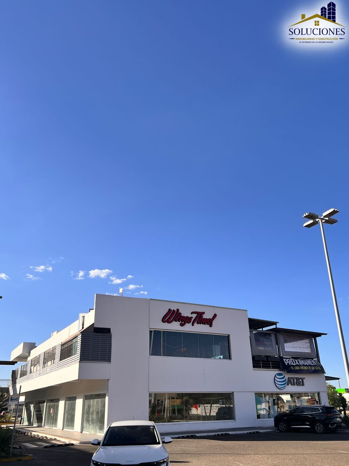 Plaza comercial 450.