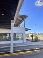 Plaza comercial 450.