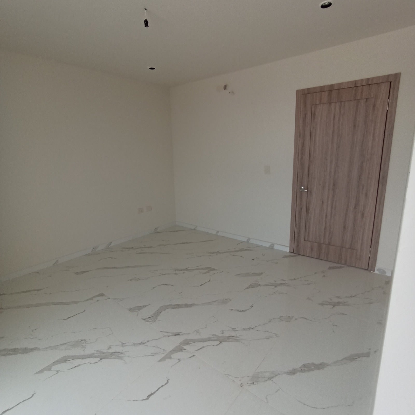 FRACCIONAMIENTO RESIDENCIAL EL CIELO LOTE 8