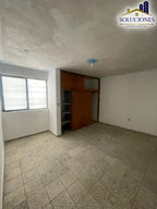 Pasteur esquina Gomez Palacio