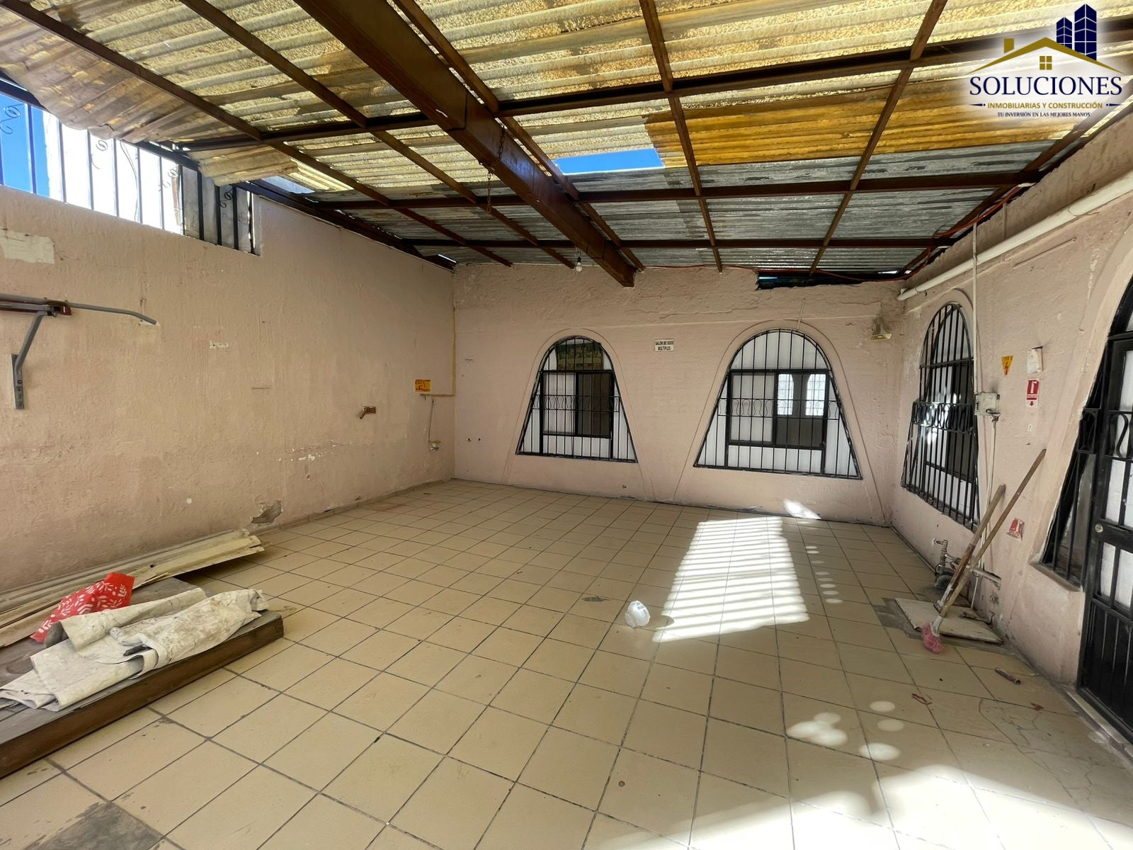 Pasteur esquina Gomez Palacio