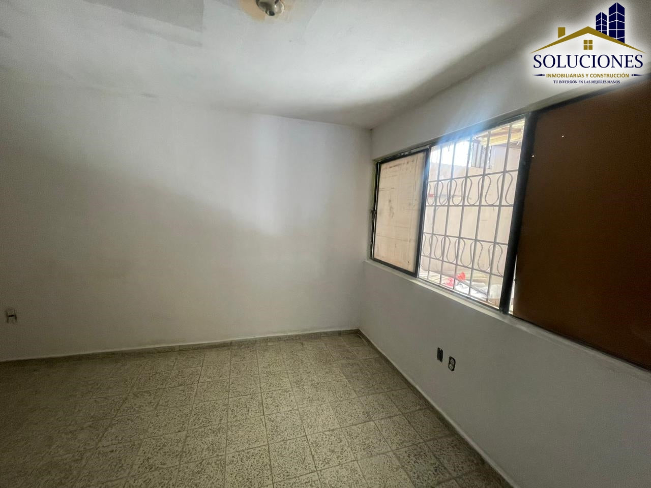 Pasteur esquina Gomez Palacio