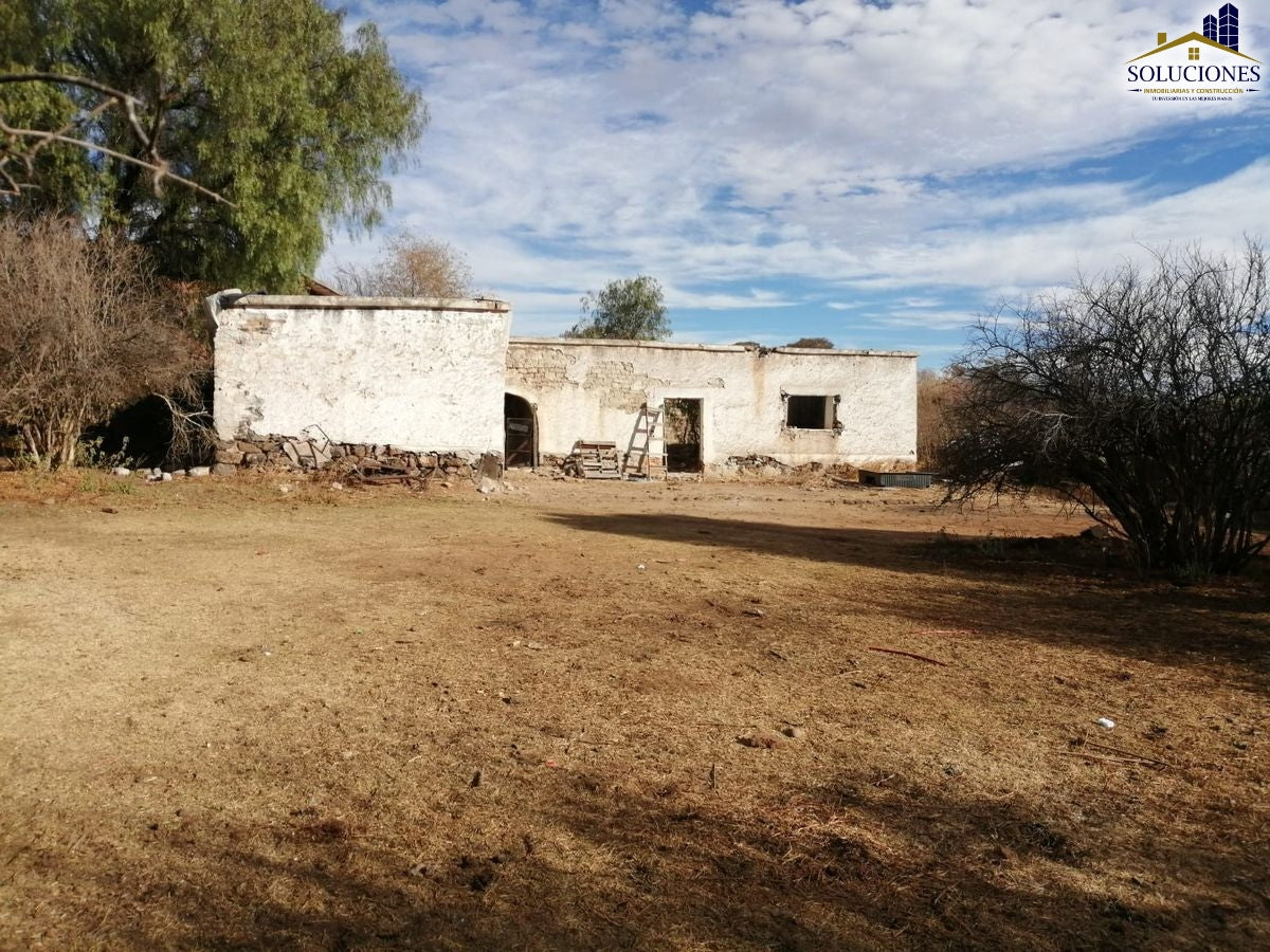 Rancho en Cardenchos, municipio de Nombre de Dios, Durango