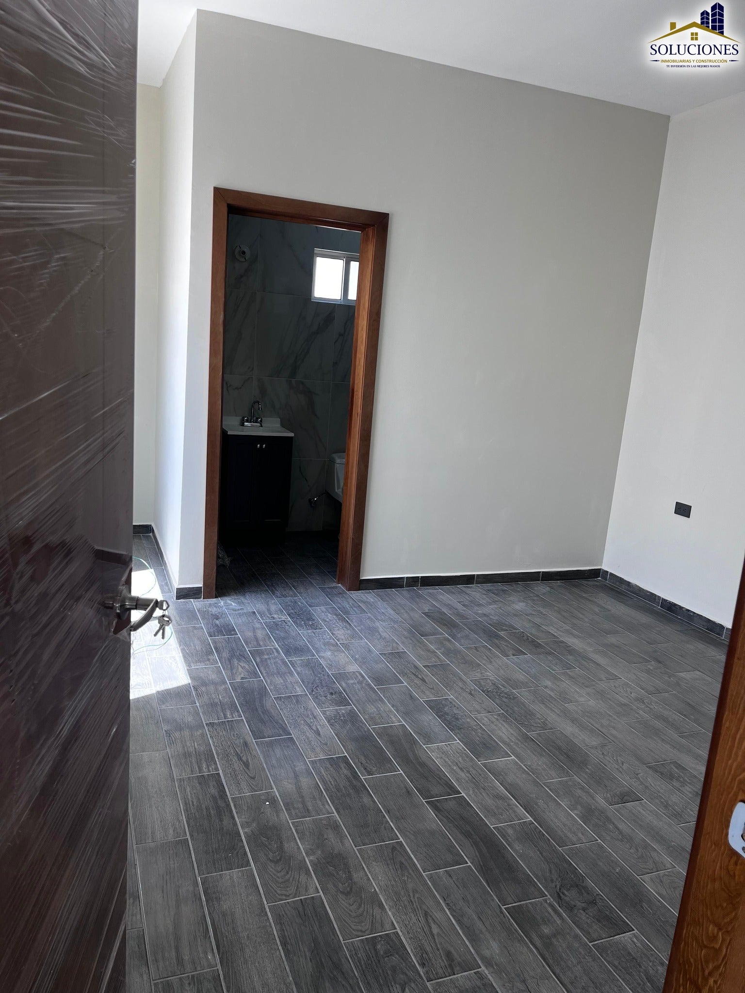 𝗕𝗹𝘃𝗱 𝗱𝗲 𝗹𝗮𝘀 𝗙𝗹𝗼𝗿𝗲𝘀