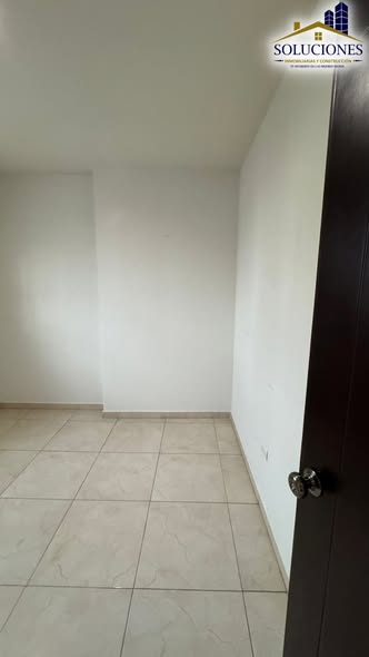 𝗥𝗲𝘀𝗶𝗱𝗲𝗻𝗰𝗶𝗮𝗹 𝗟𝗼𝘀 𝗟𝗮𝘂𝗿𝗲𝗹𝗲𝘀