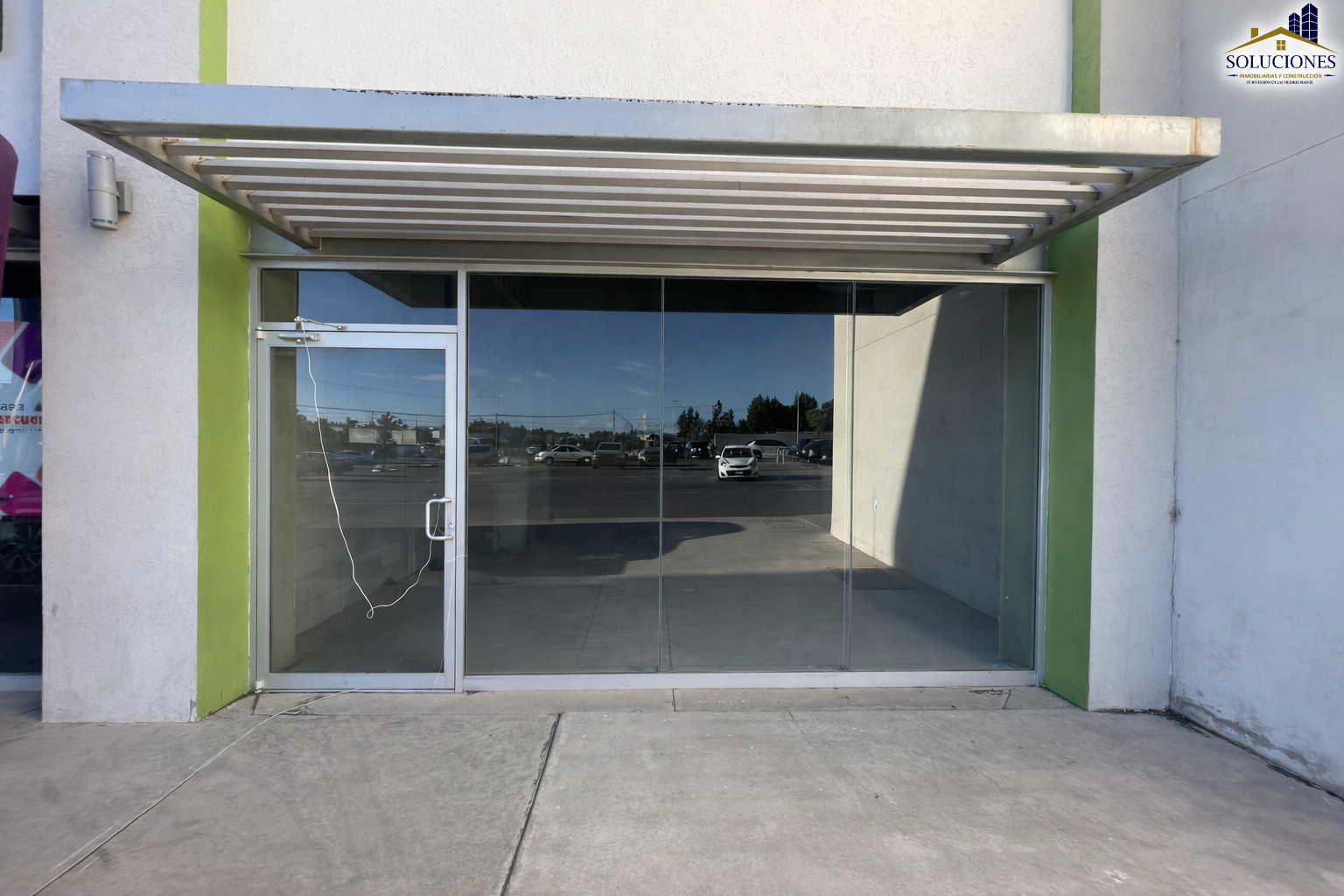 Local en Plaza Comercial- Alsuper Mezquital