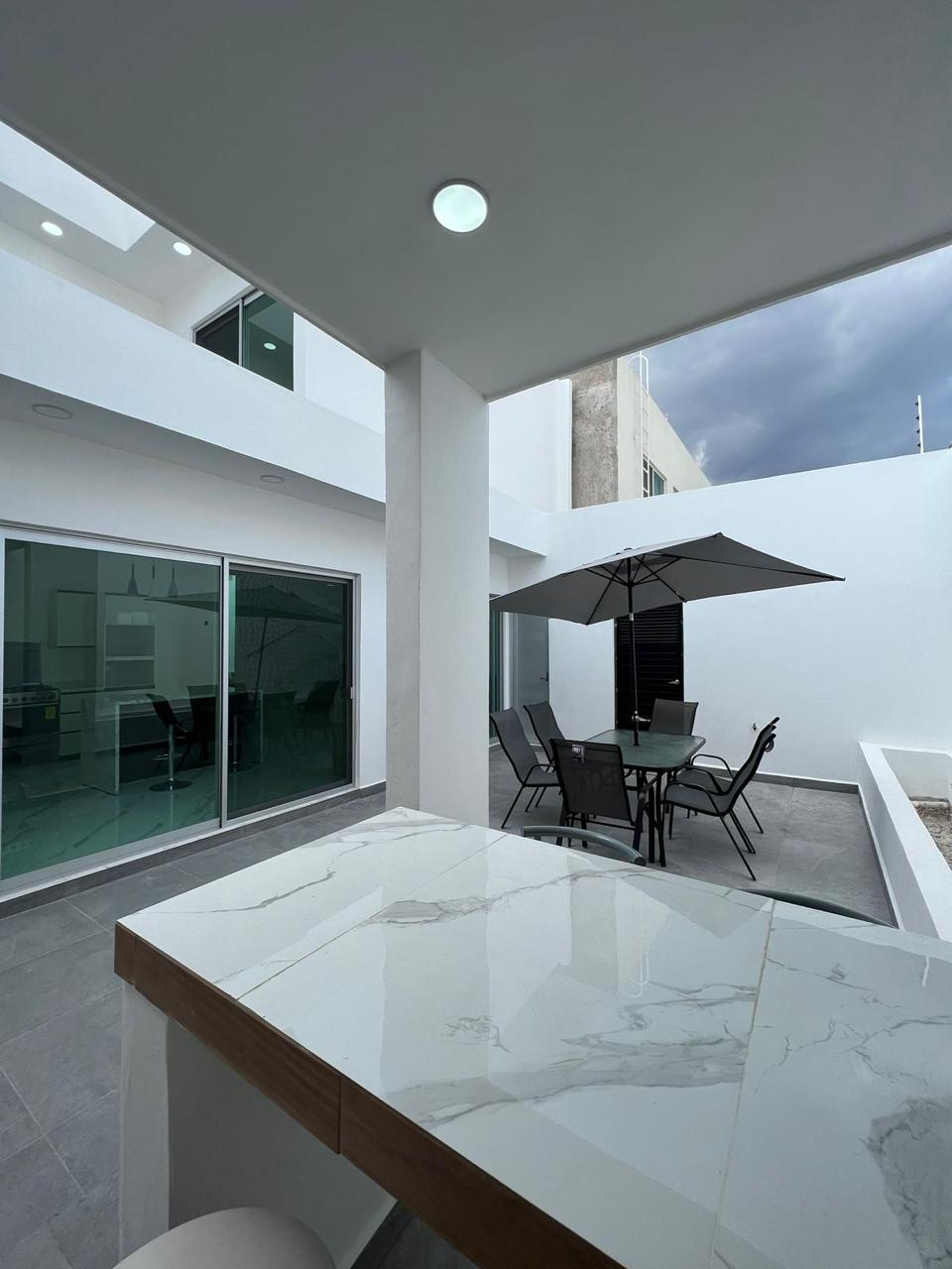 EL LAGO RESIDENCIAL